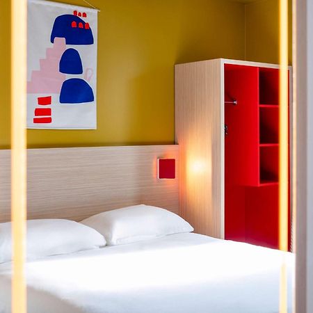 Hotel Ibis Styles Prevessin Geneve Aeroport Exterior foto