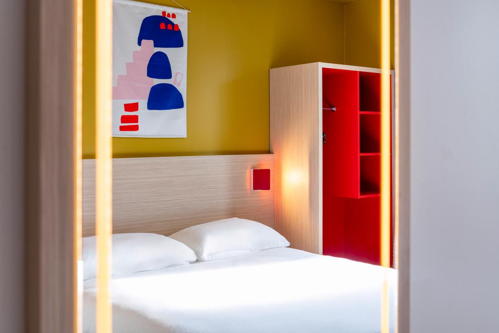 Hotel Ibis Styles Prevessin Geneve Aeroport Exterior foto