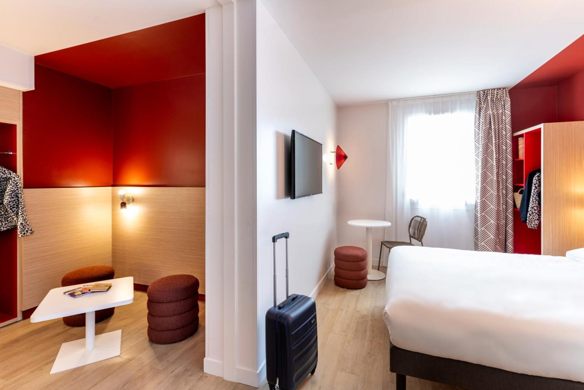 Hotel Ibis Styles Prevessin Geneve Aeroport Exterior foto