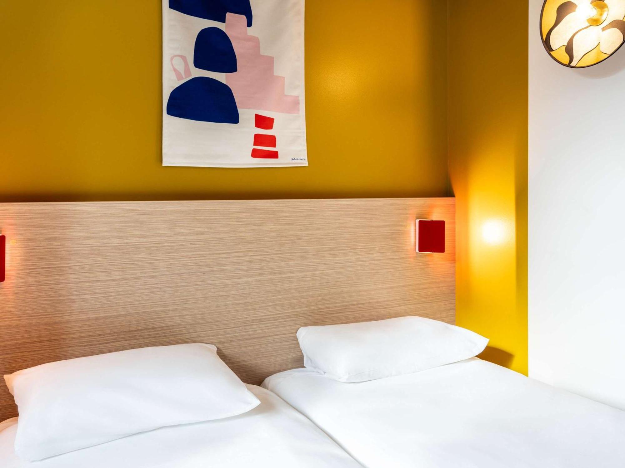 Hotel Ibis Styles Prevessin Geneve Aeroport Exterior foto